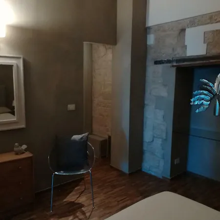 Ad Apartment